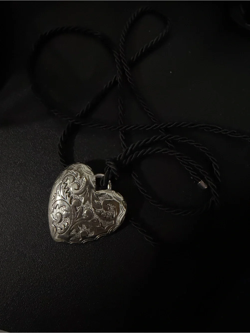 Princess Polly Choose Me Necklace - Silver Heart Pendant